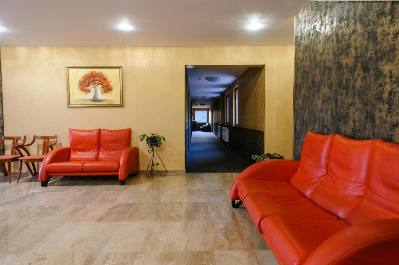 Пиргуля Hotell Miladinowzi Eksteriør bilde